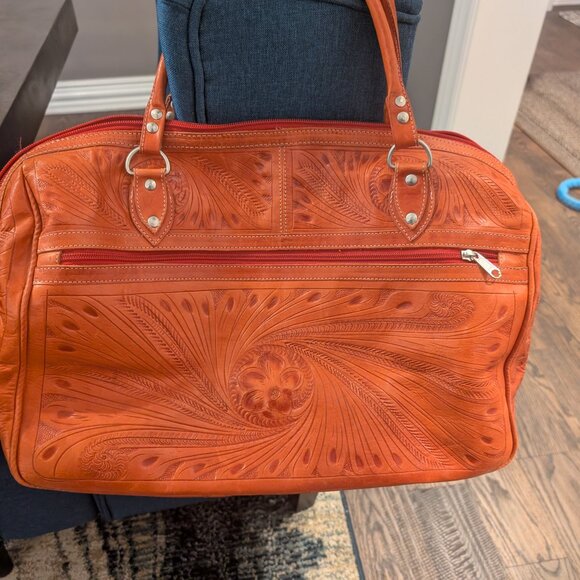 Vintage Large Leaders in Leather Tooled Floral Overnight Bag - Picture 10 of 12